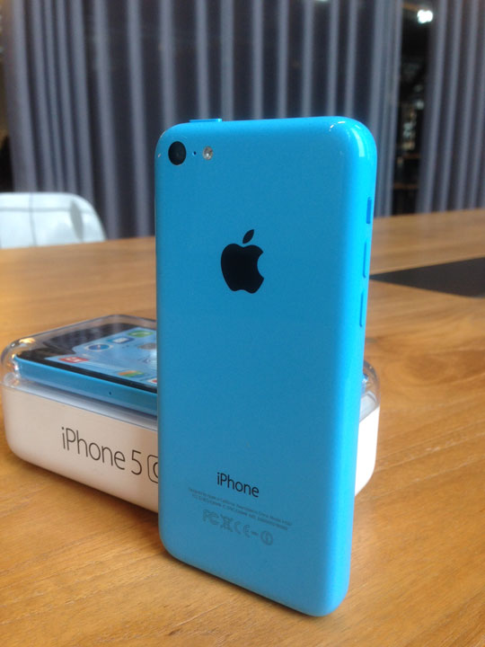 iPhone-5C-hands-on2