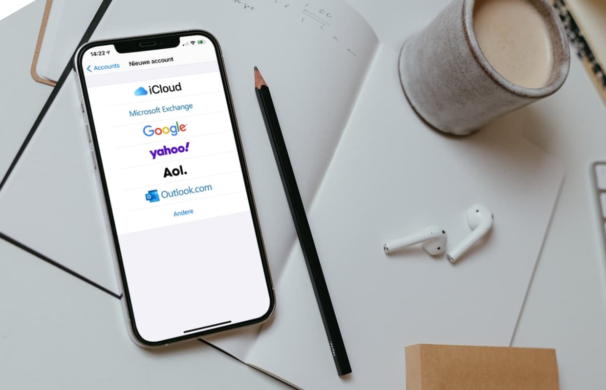 Zo stel je je Outlook- of Hotmail-account in op je iPhone