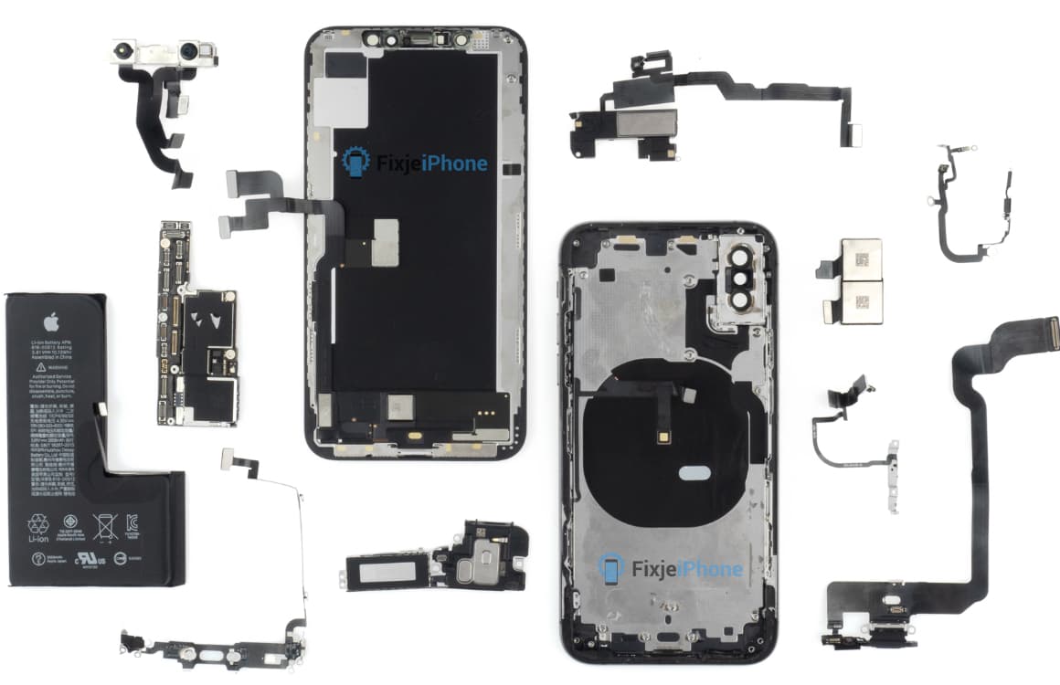 Video: Eerste iPhone XS teardown toont nieuwe accu en meer RAM