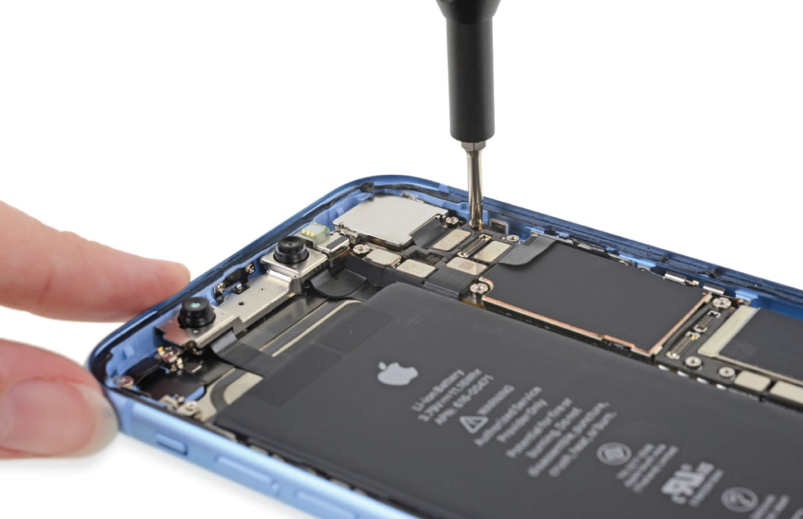 iPhone-XR-teardown