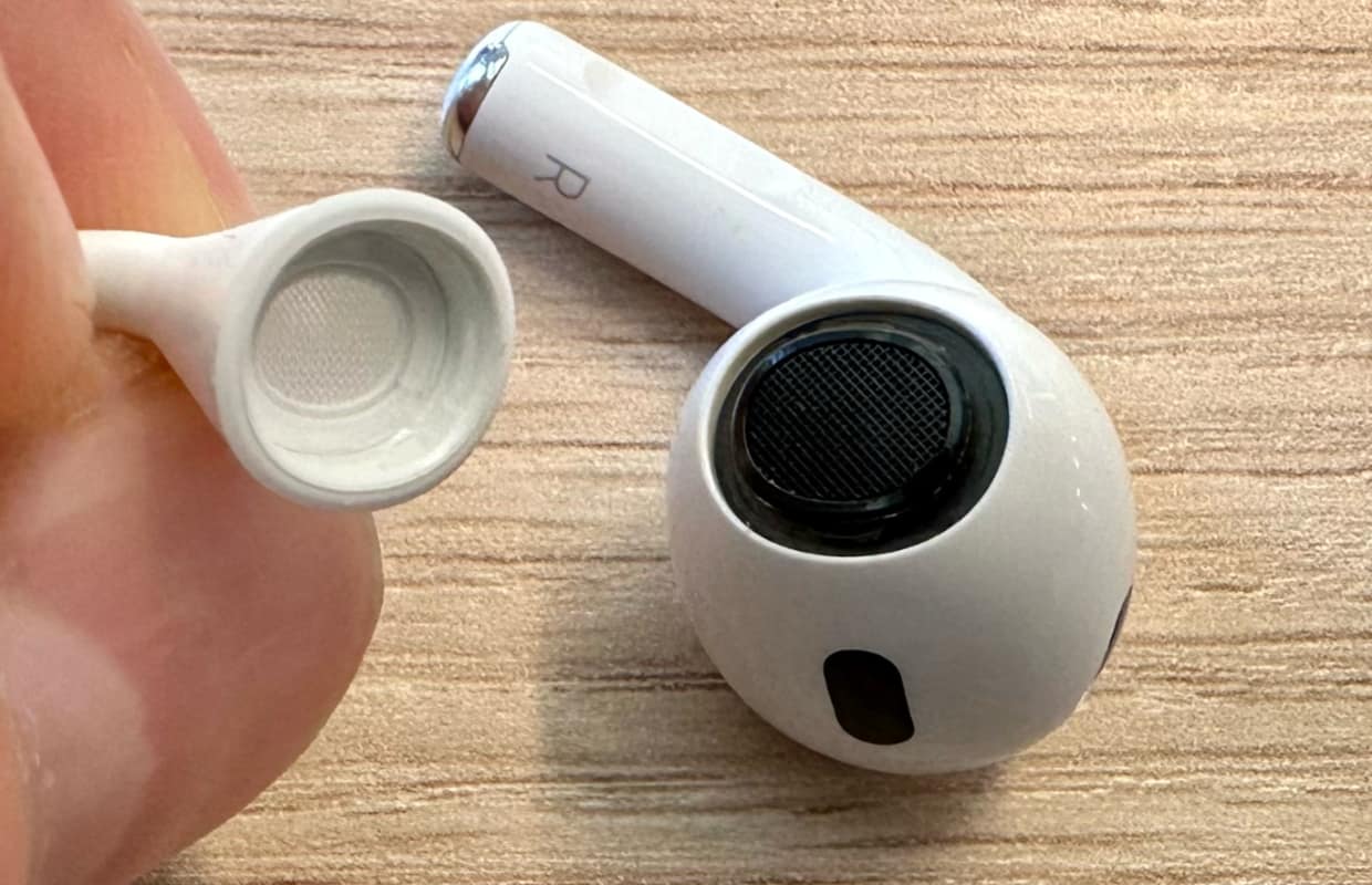 AirPods opzetstukje vastklikken