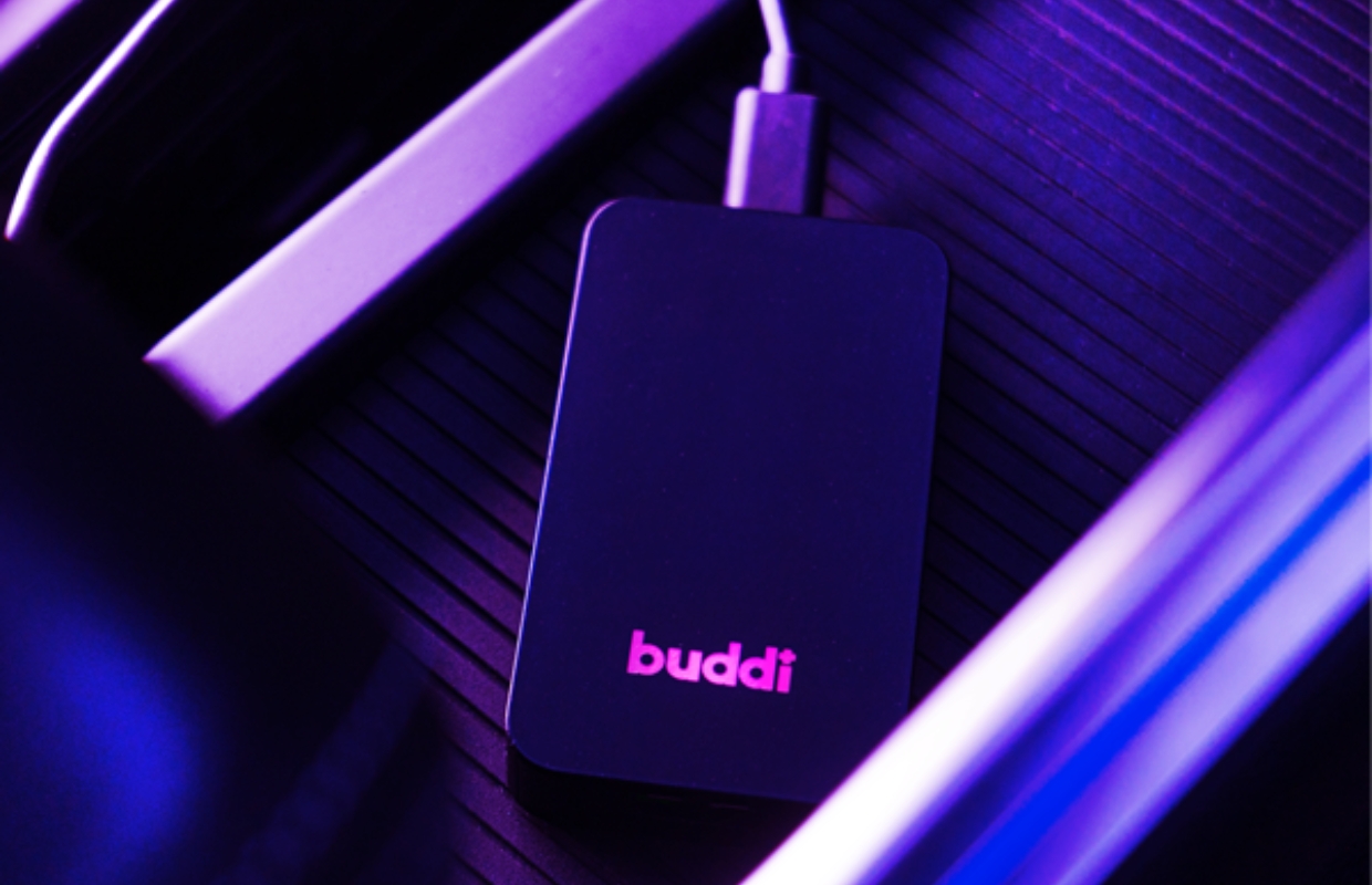 Gezocht: 5 lezers die Buddi CarPlay dongle en meer willen testen (en houden) (ADV)